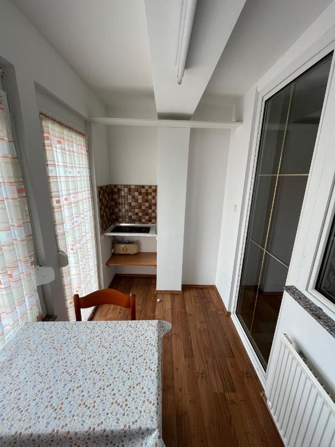 Karolin Apartman Buk Exterior photo