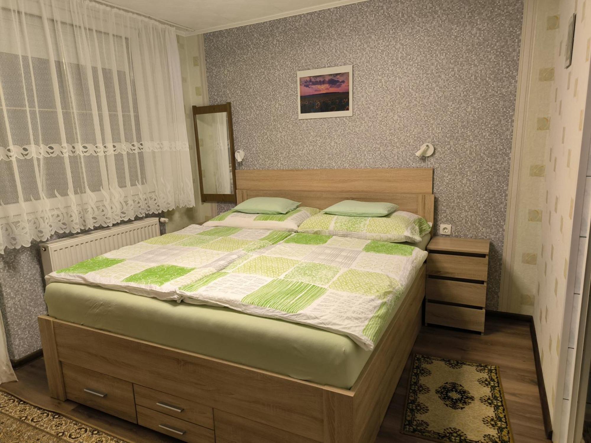 Karolin Apartman Buk Exterior photo
